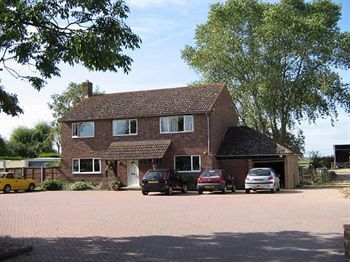Willowbrook Riding Centre Chichester Bagian luar foto